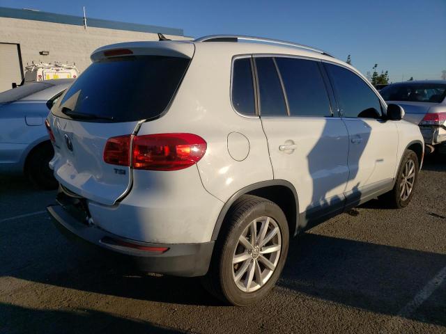 2017 VOLKSWAGEN TIGUAN WOL - WVGRV7AX6HK000562