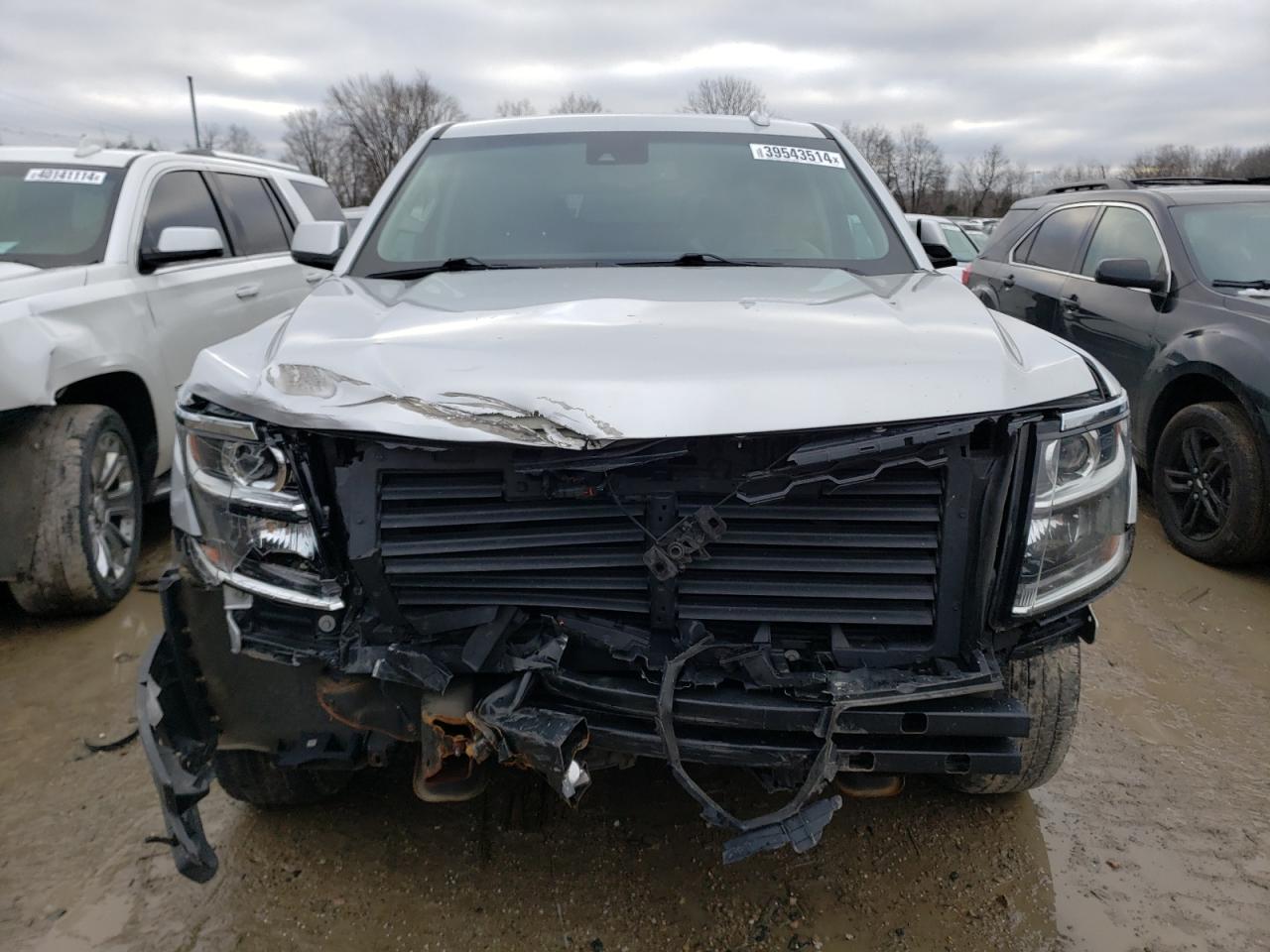 1GNSKHKC8KR163025 CHEVROLET SUBURBAN 2019