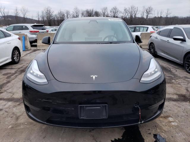 7SAYGAEE0NF381045 | 2022 TESLA MODEL Y