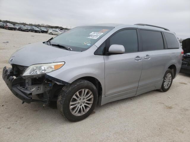 2013 Toyota Sienna XLE