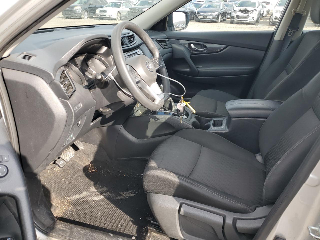 KNMAT2MV8JP545868 NISSAN ROGUE 2018