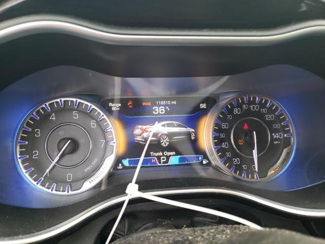 2015 Chrysler 200 - Image 9