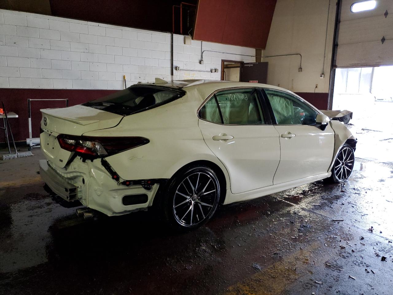 4T1G11AK1MU488578 TOYOTA CAMRY 2021
