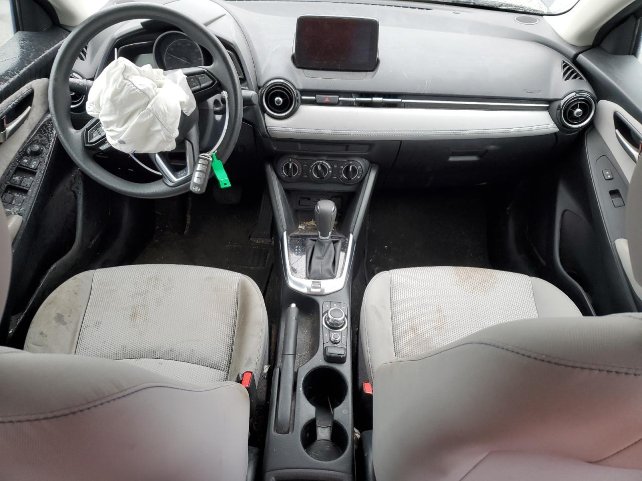 3MYDLBYV9LY708165 TOYOTA YARIS 2020