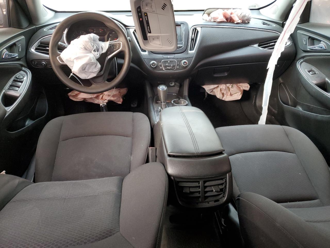 1G1ZD5ST0JF177896 CHEVROLET MALIBU 2018
