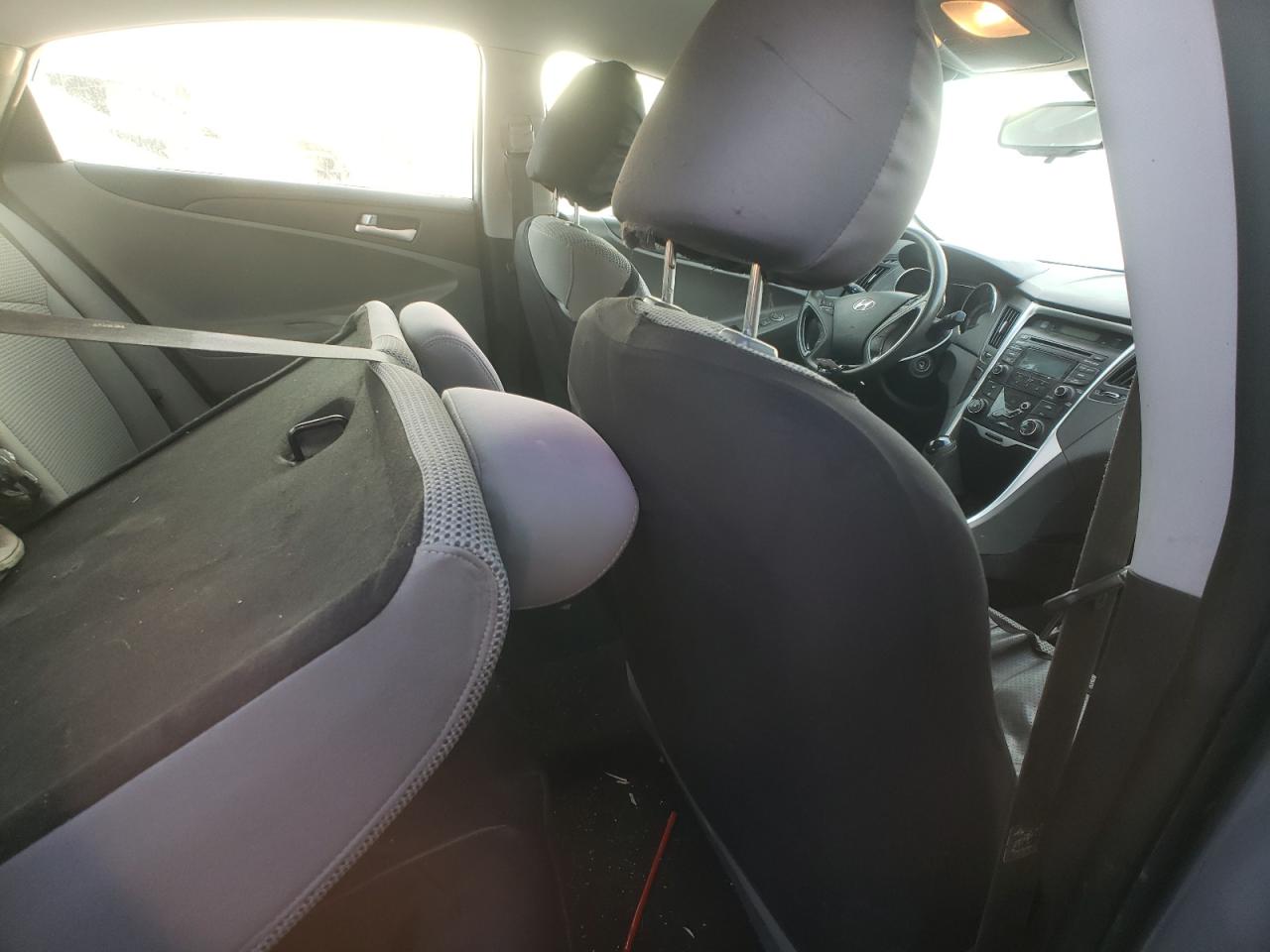 5NPEB4AC8CH366621 2012 Hyundai Sonata Gls