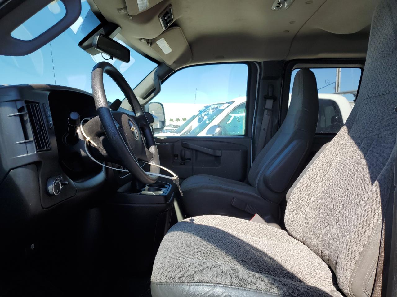 1GAZGPFG1K1241507 CHEVROLET EXPRESS 2019