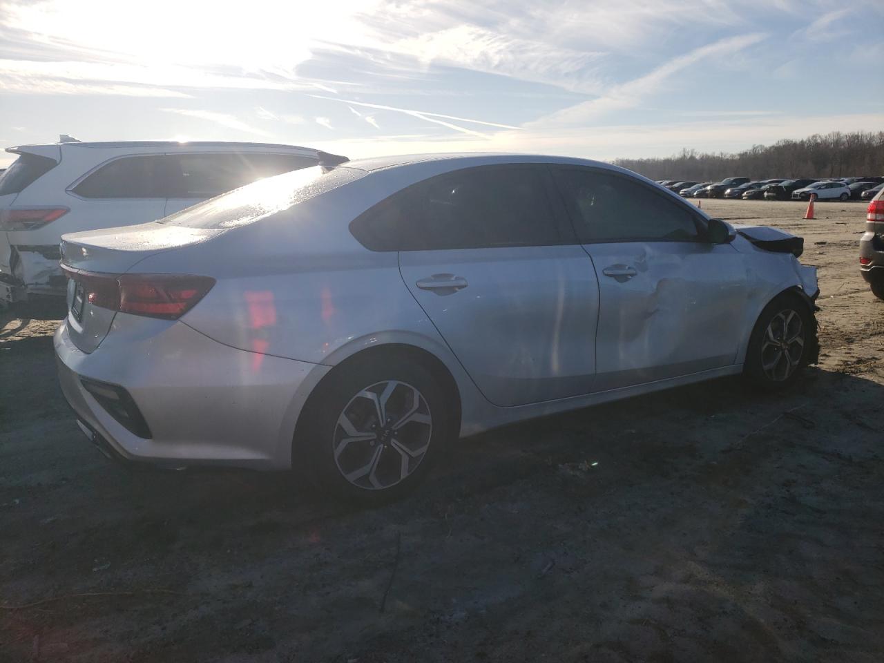 3KPF24AD3ME308886 2021 Kia Forte Fe 3KPF24AD3ME308886 2021 Kia Forte Fe