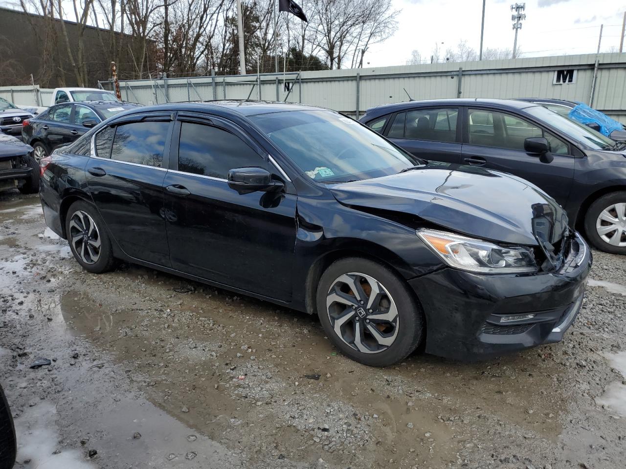 1HGCR2F87HA215703 HONDA ACCORD 2017
