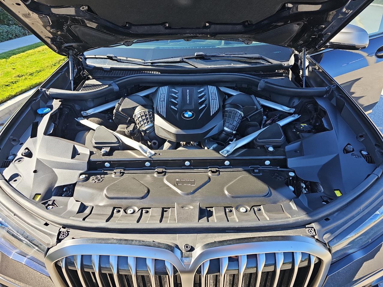 5UXCX6C06L9C49878 BMW X7 2020