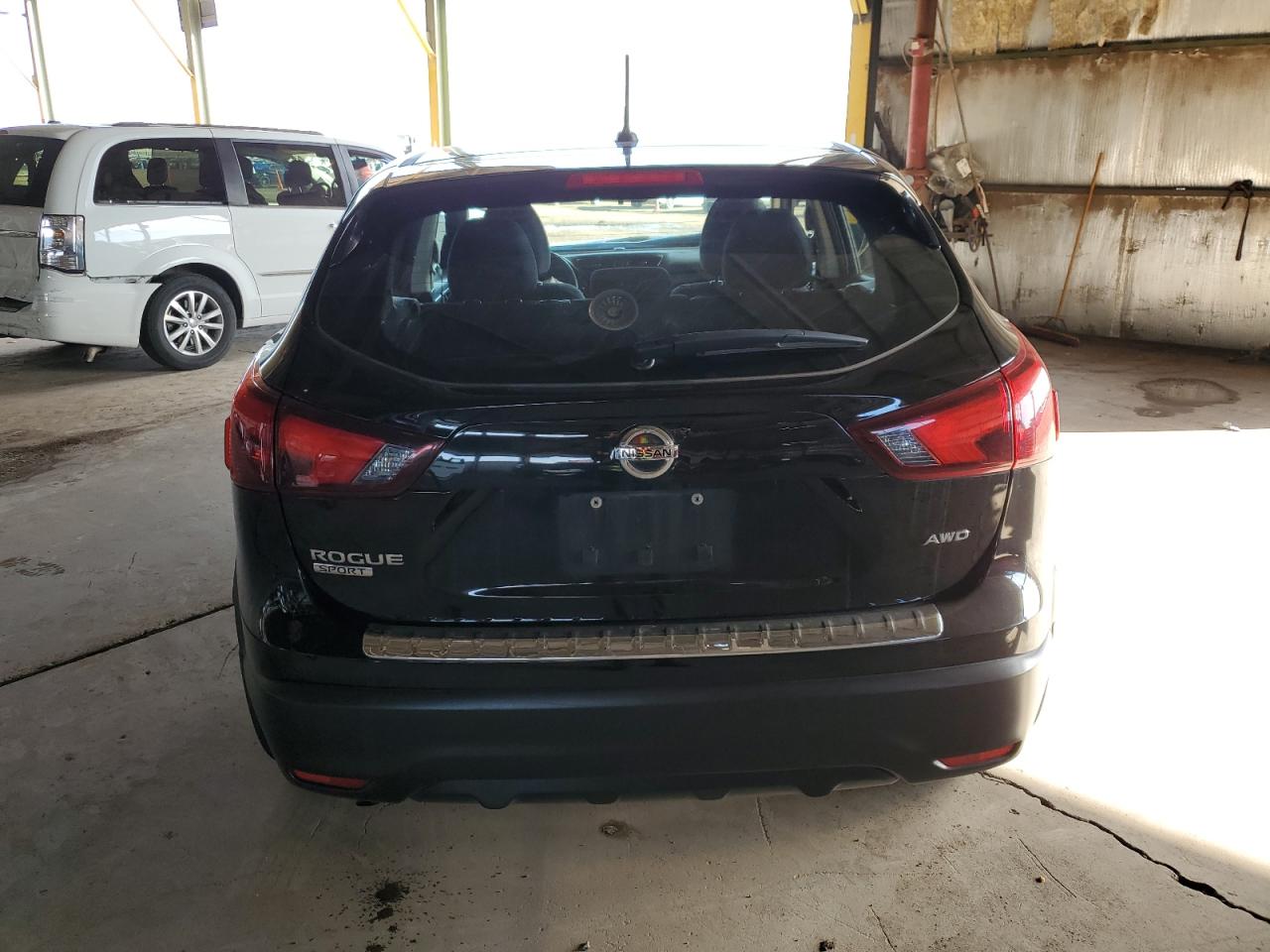JN1BJ1CR6KW326247 NISSAN ROGUE 2019