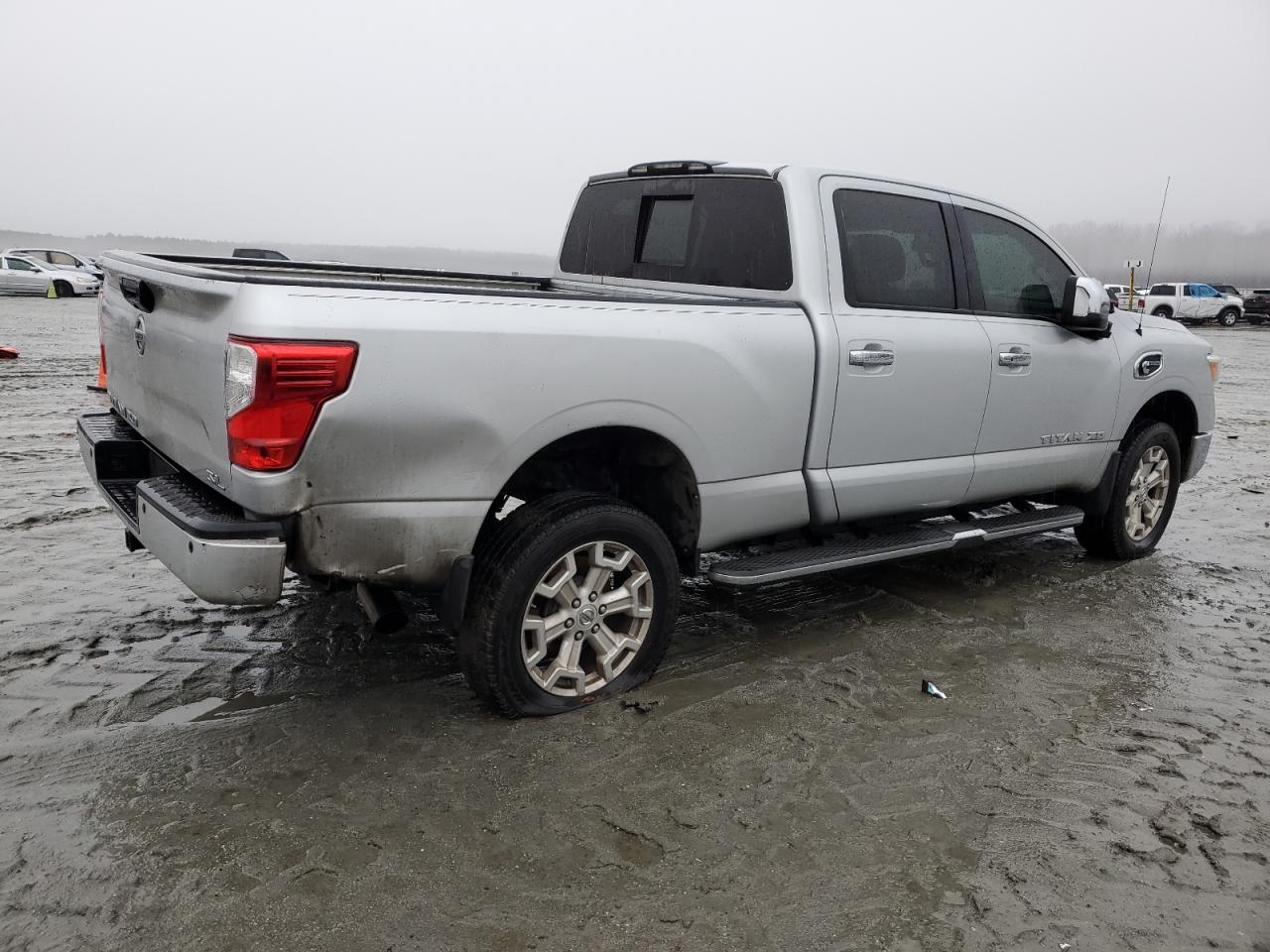 1N6BA1F22HN513489 NISSAN TITAN 2017