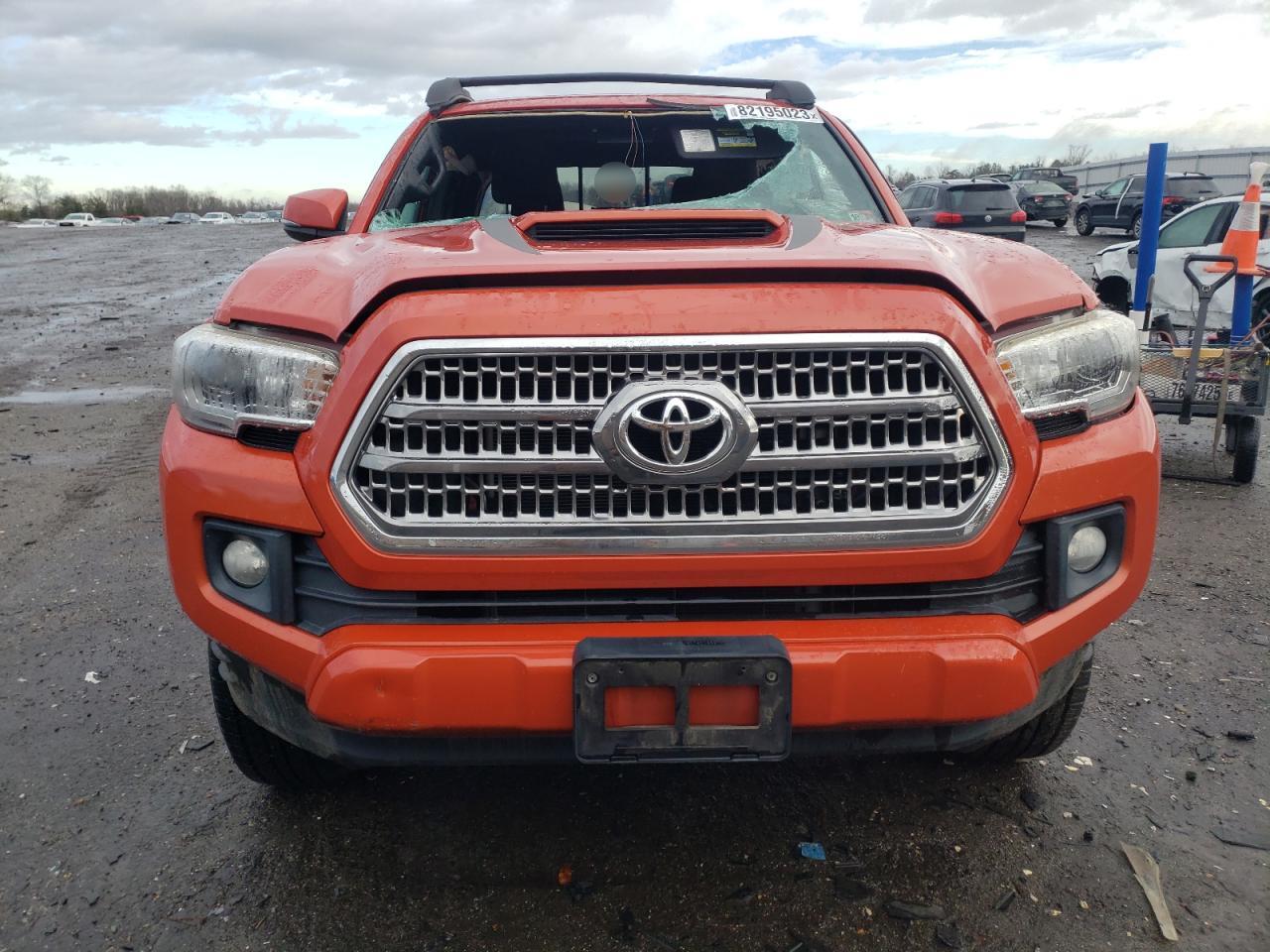 3TMDZ5BN7HM013852 TOYOTA TACOMA 2017