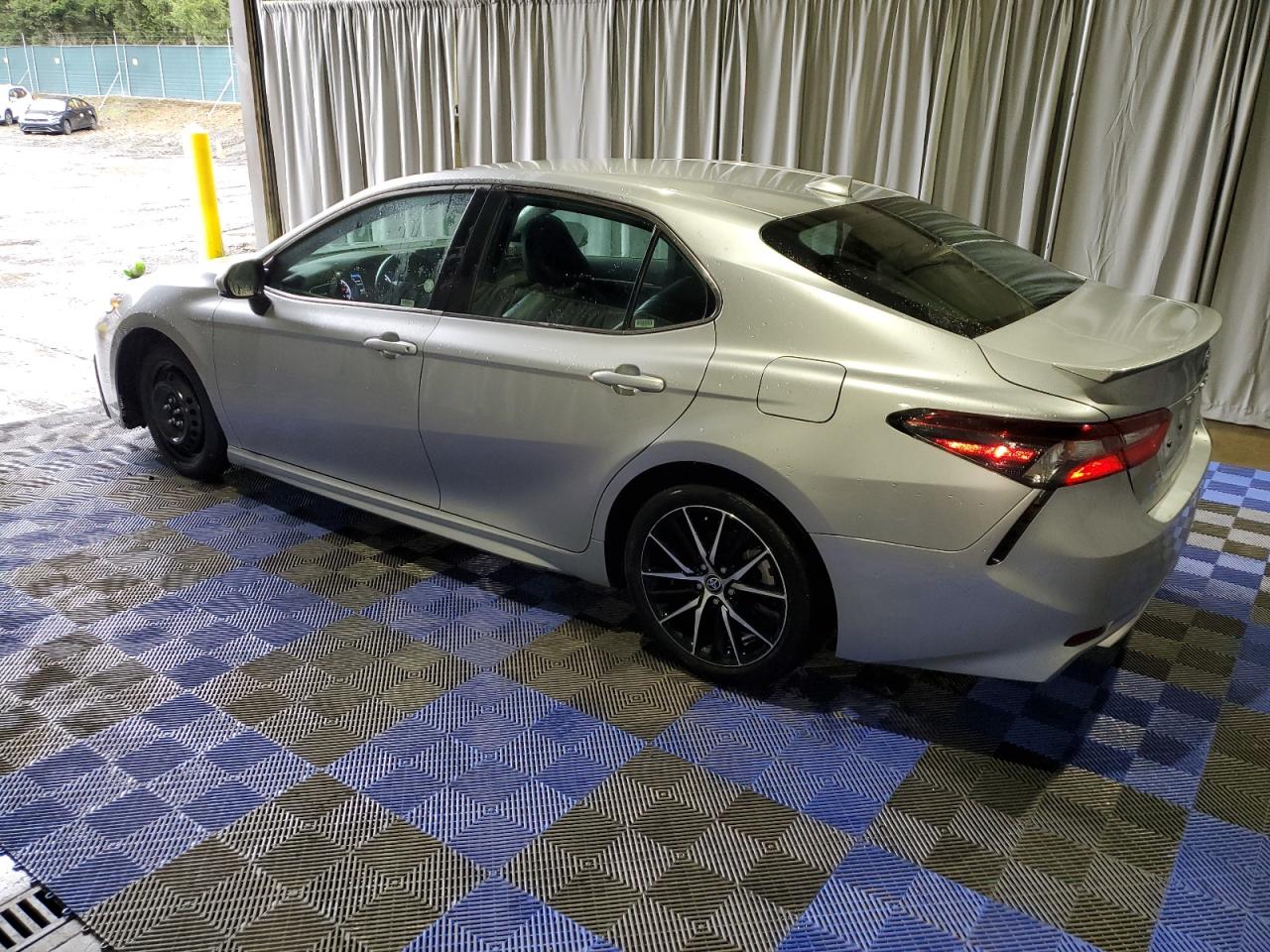 Фото: 4T1G11AK7MU588748 - 2