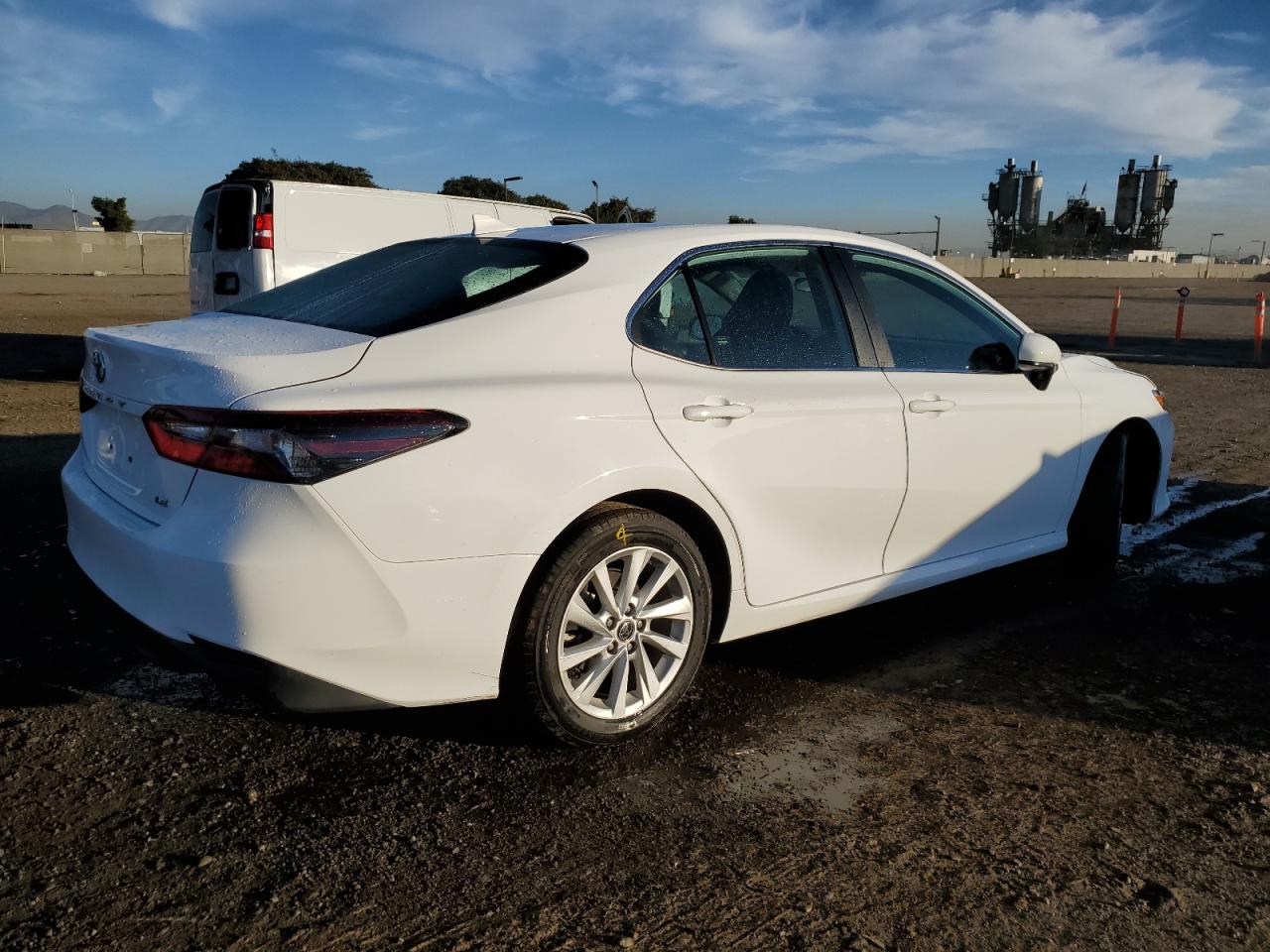 4T1C11AK2NU631747 TOYOTA CAMRY 2022