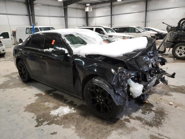 VIN 2C3CCAGGXGH208944 2016 CHRYSLER 300 no.4