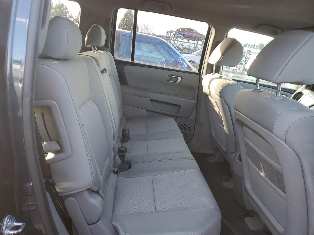 5FNYF4H27BB091366 2011 Honda Pilot Lx