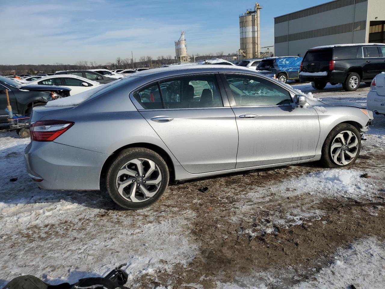 1HGCR2F82HA080260 HONDA ACCORD 2017