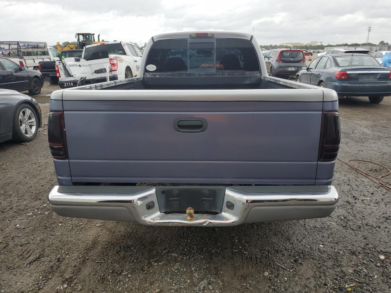 1B7GL42XX2S662408 2002 Dodge Dakota Slt