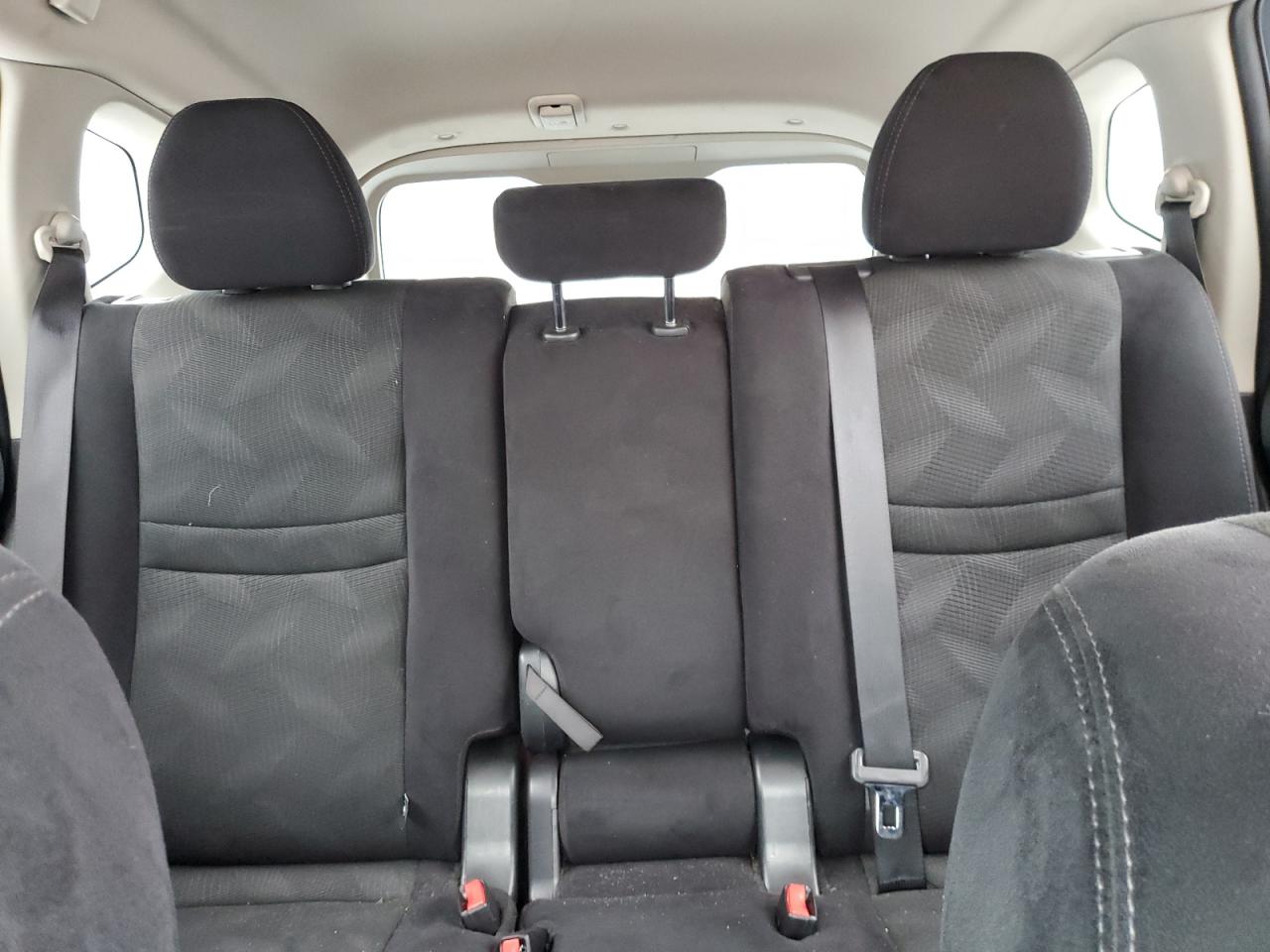 5N1AT2MV0GC886404 NISSAN ROGUE 2016