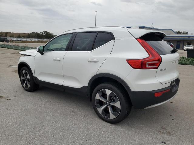 YV4L12UK5R2227992 2024 VOLVO XC40 CORE-1