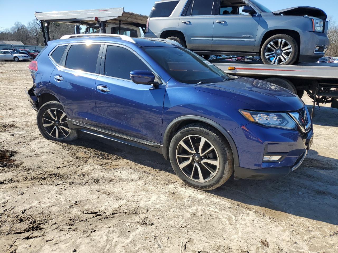 JN8AT2MT1JW486932 NISSAN ROGUE 2018