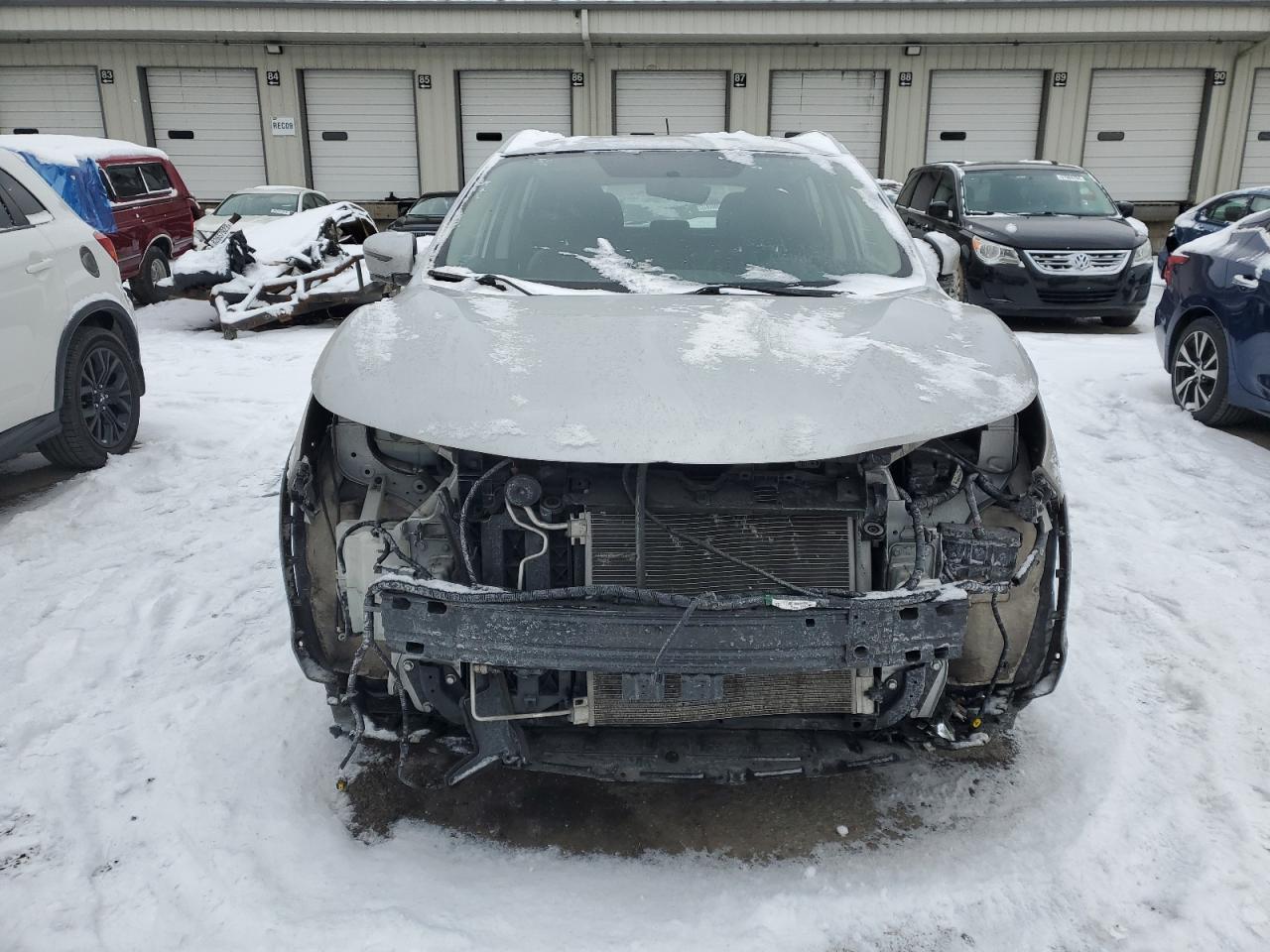 JN1BJ1CP1HW020516 NISSAN ROGUE 2017