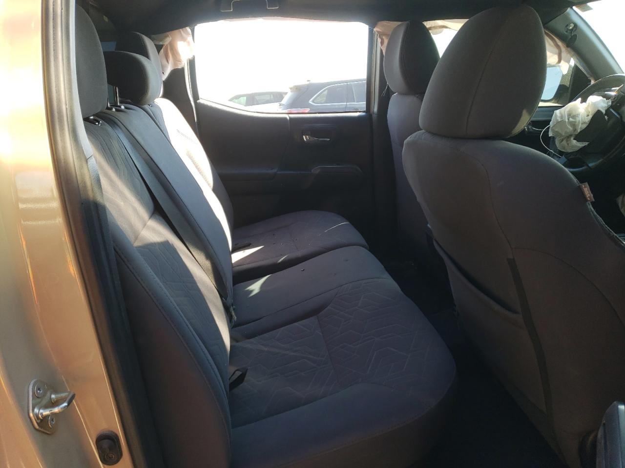 5TFCZ5AN2HX051660 TOYOTA TACOMA 2017