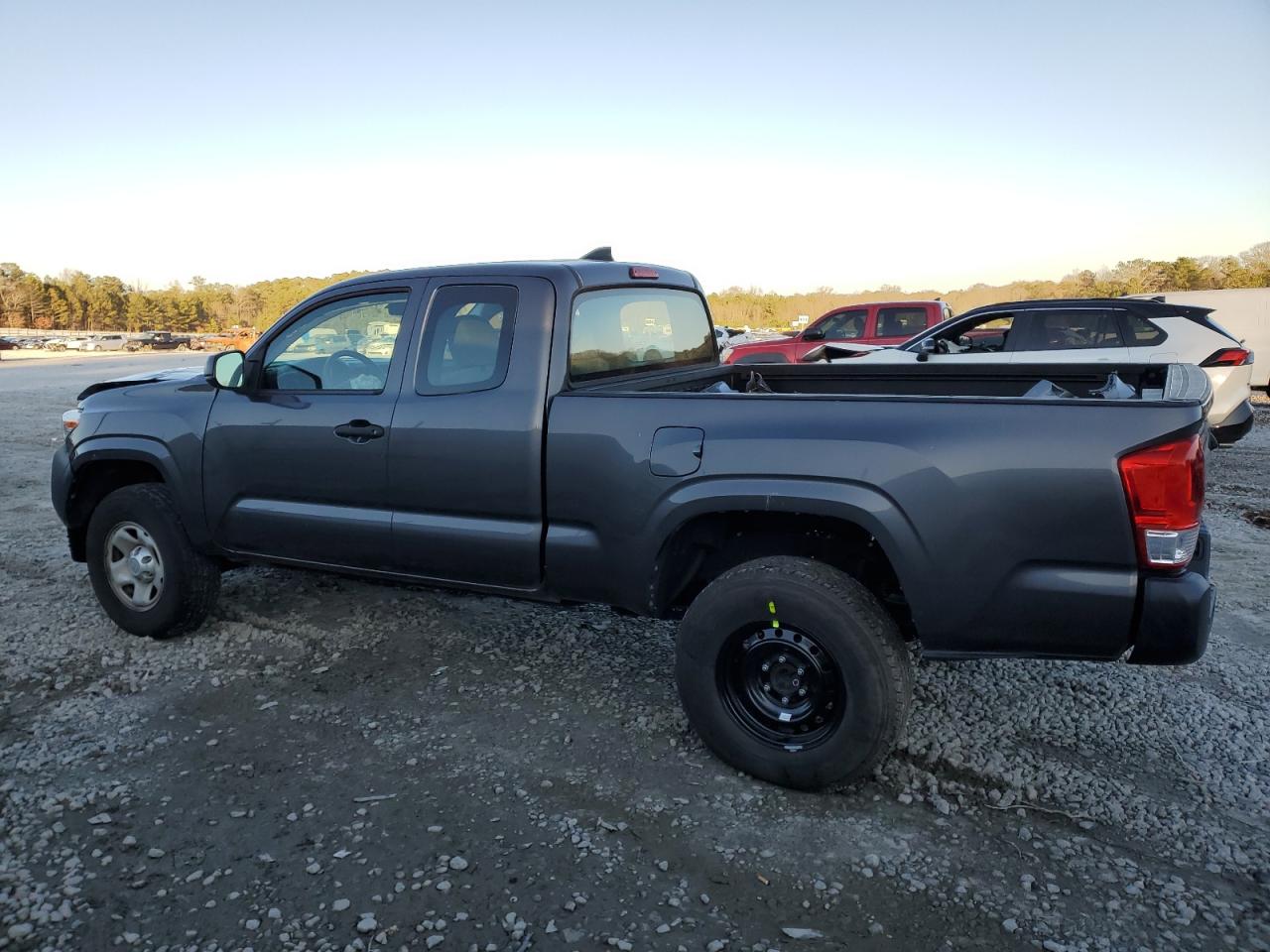 5TFRX5GNXHX102927 TOYOTA TACOMA 2017