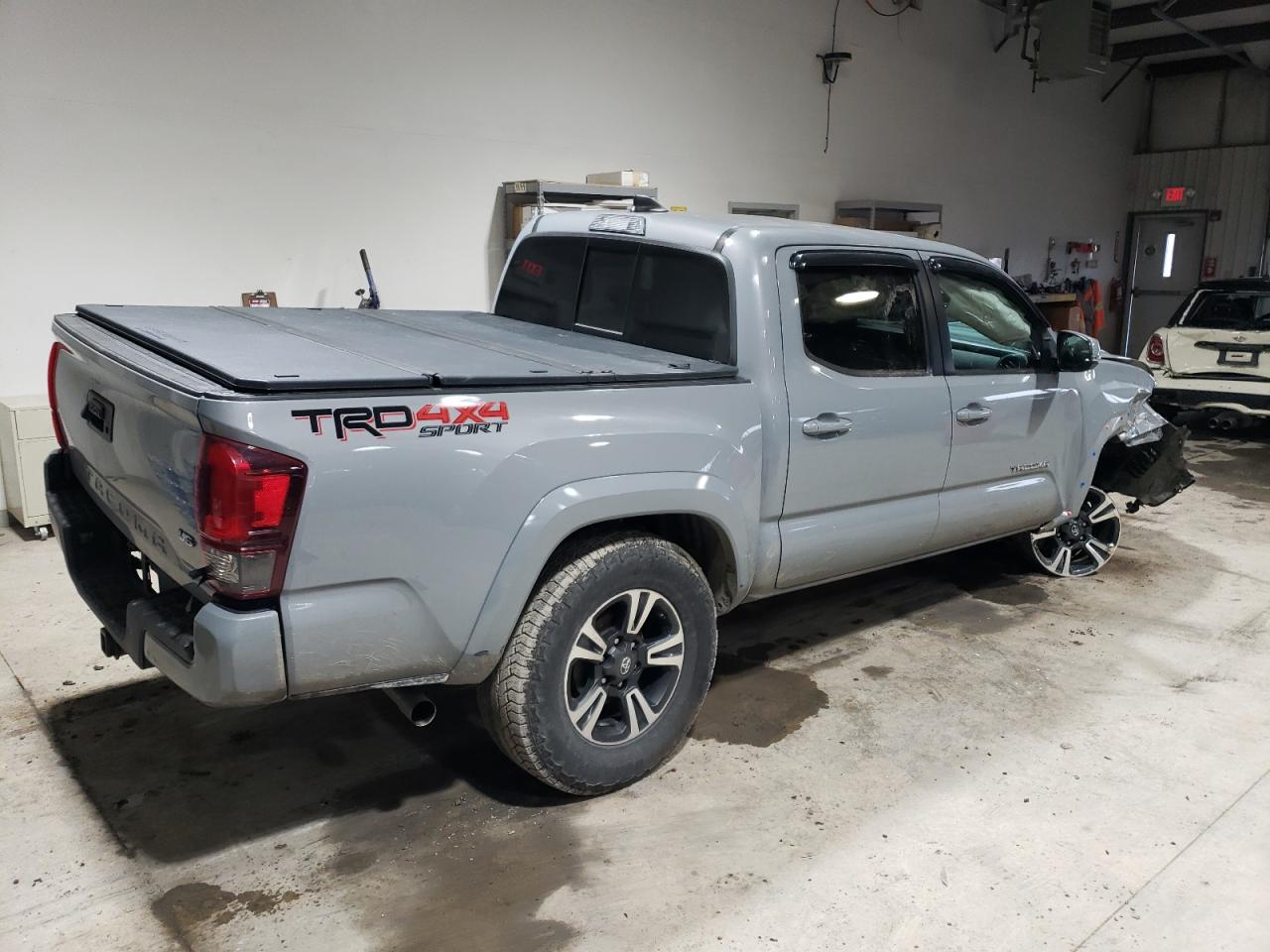 5TFCZ5AN2JX164479 TOYOTA TACOMA 2018