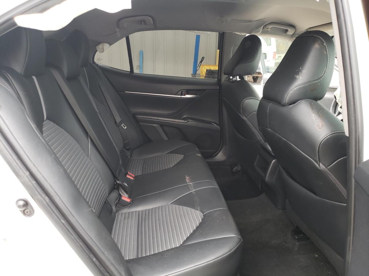 4T1B11HK0JU603991 TOYOTA CAMRY 2018