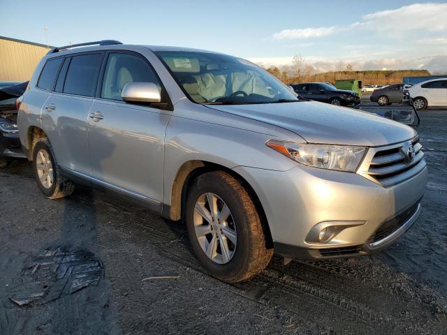 VIN 5TDZK3EH1DS124962 2013 Toyota Highlander, Base no.4