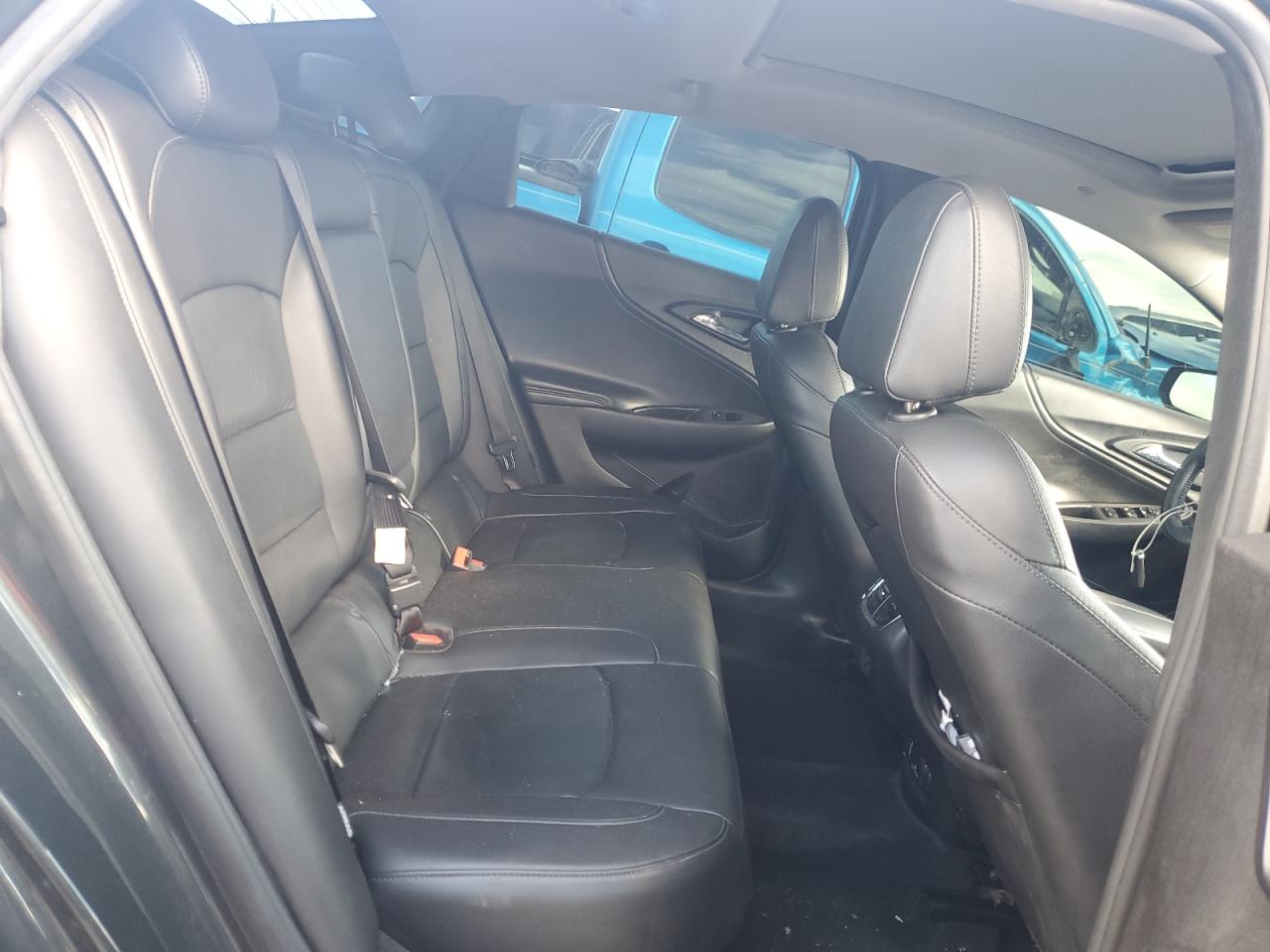 1G1ZE5ST1GF300305 CHEVROLET MALIBU 2016