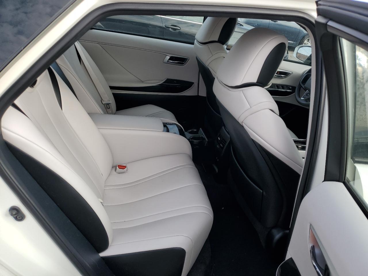 JTDBVRBD8KA007533 TOYOTA MIRAI 2019