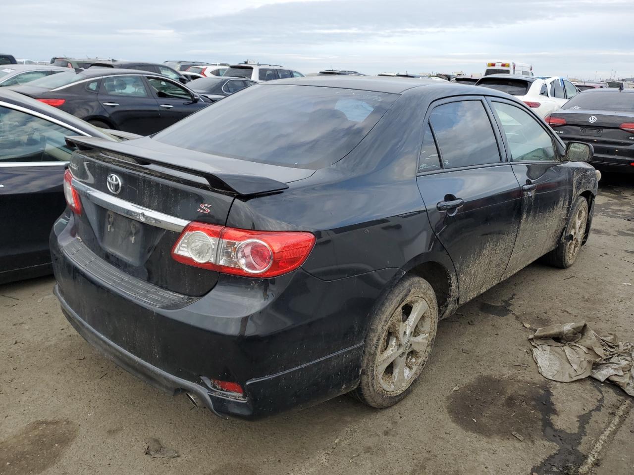 5YFBU4EE5DP084076 2013 Toyota Corolla Base