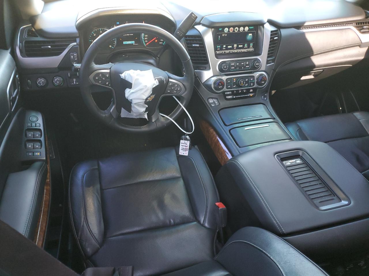 1GNSKJKCXHR380060 CHEVROLET SUBURBAN 2017