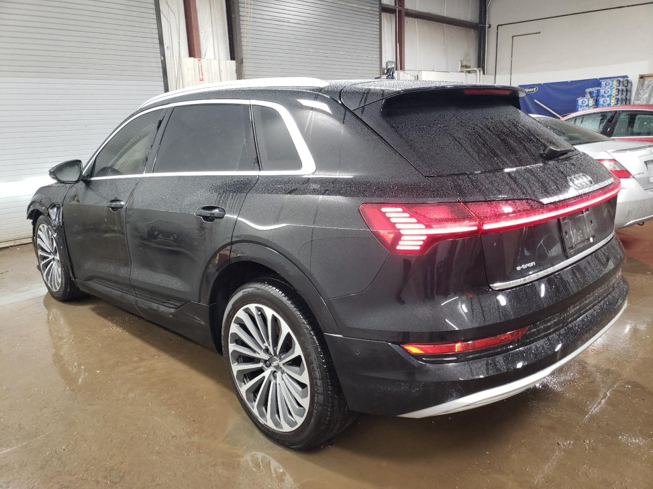 WA1VABGE7KB020540 Audi e-tron 2019. Фото: 1