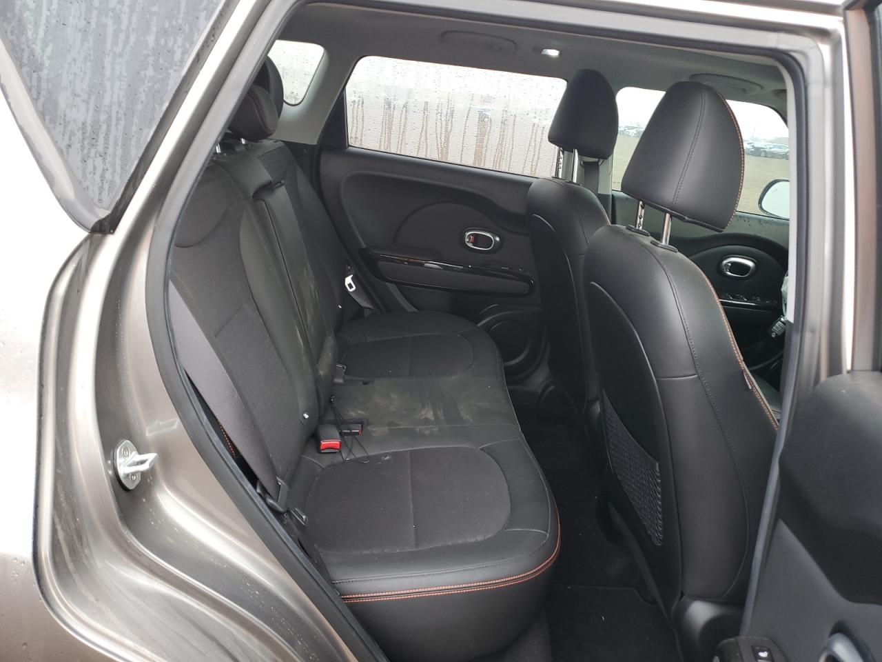 KNDJX3AA2J7548891 KIA SOUL 2018