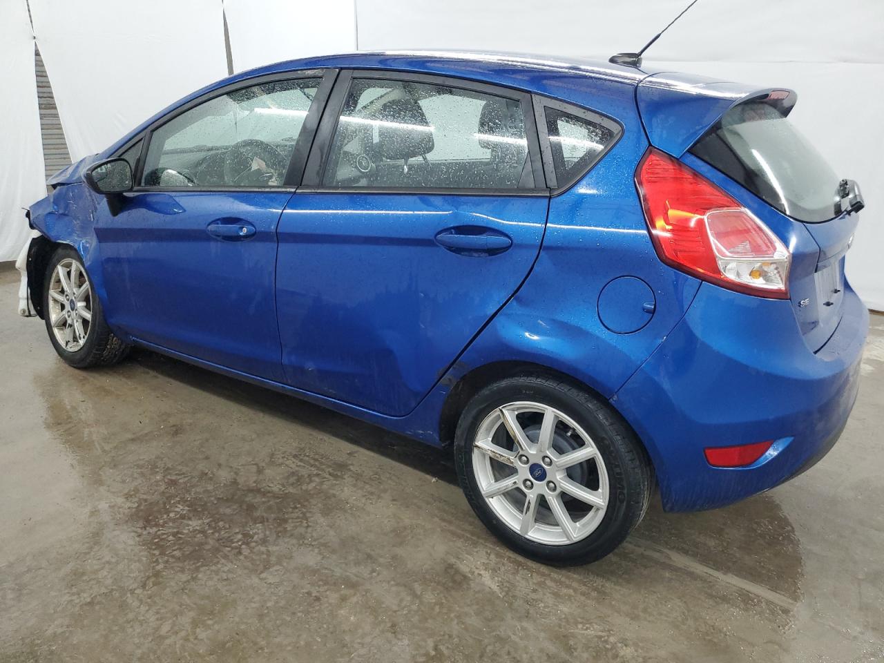 3FADP4EJ4JM120040 2018 Ford Fiesta Se