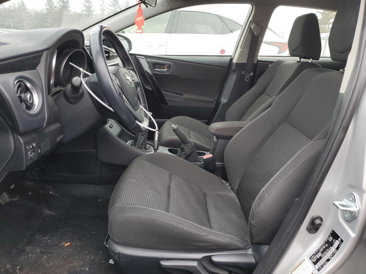 JTNKARJE6HJ537588 TOYOTA COROLLA 2017