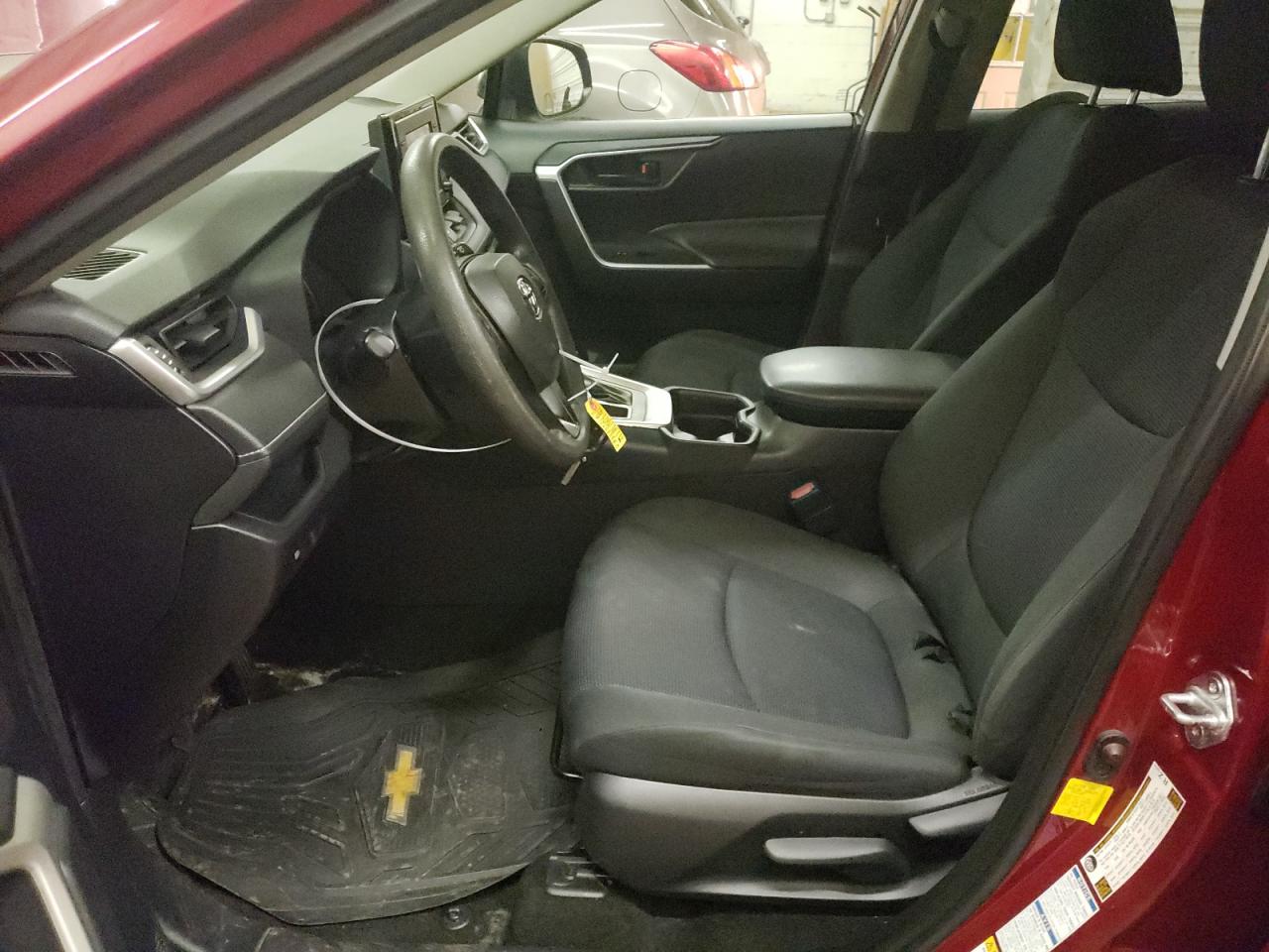 JTMF1RFV4KD021752 TOYOTA RAV4 2019