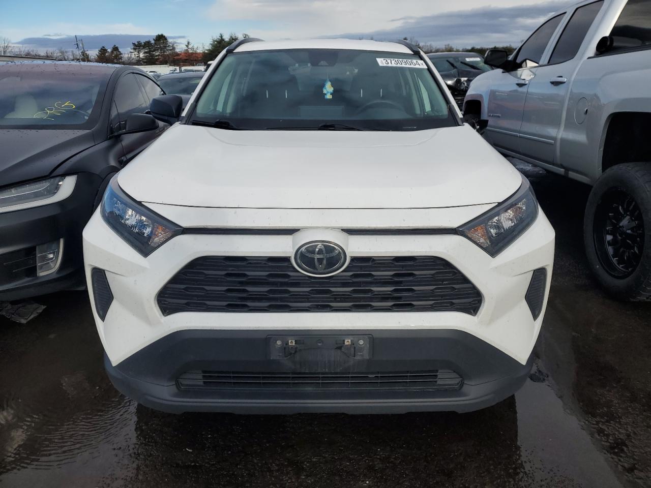 2T3F1RFV8MW230482 2021 Toyota Rav4 Le