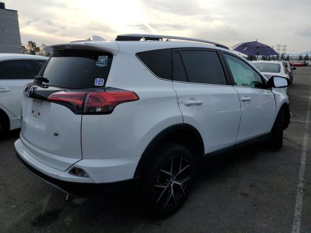 2T3NFREV0JW468238 | 2018 TOYOTA RAV4 SE