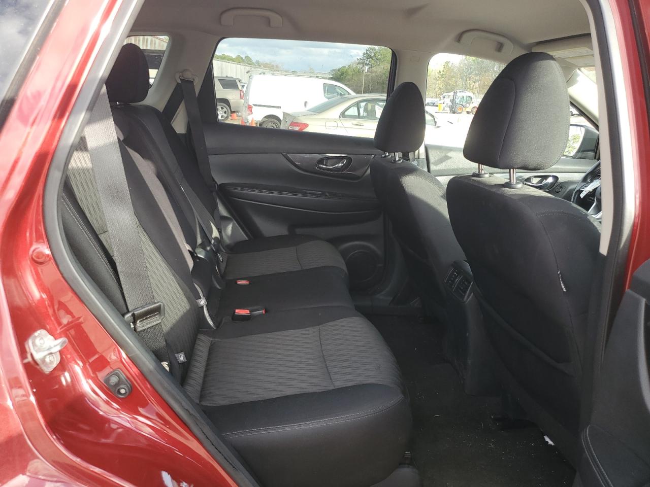 5N1AT2MV6JC811438 NISSAN ROGUE 2018
