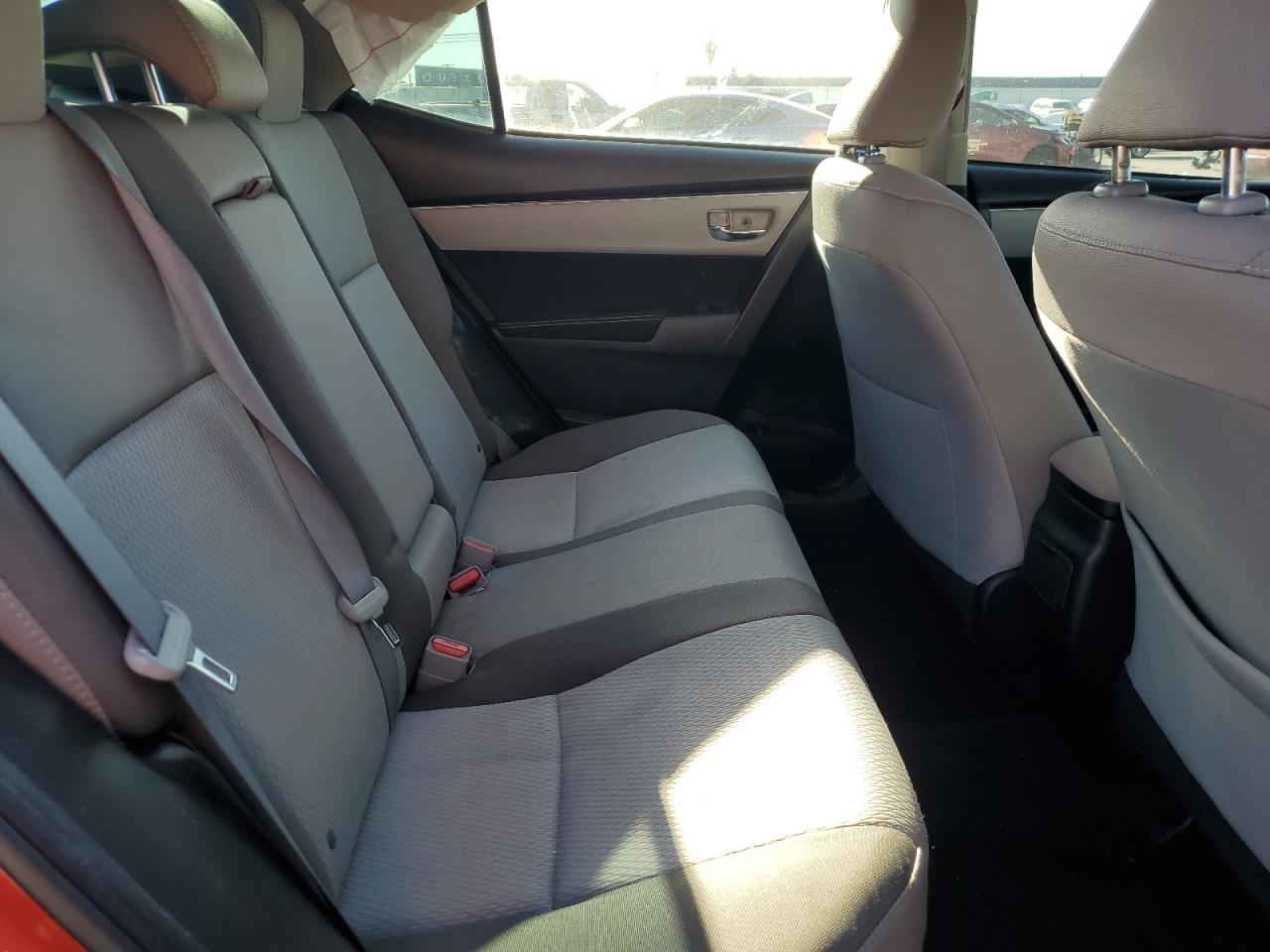 5YFBURHEXHP610524 TOYOTA COROLLA 2017
