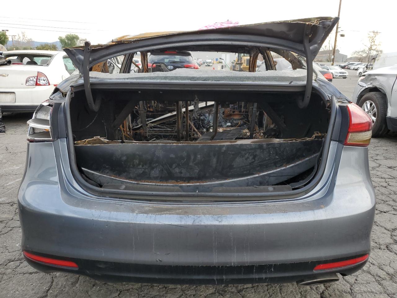 3KPFL4A71HE021270 2017 Kia Forte Lx