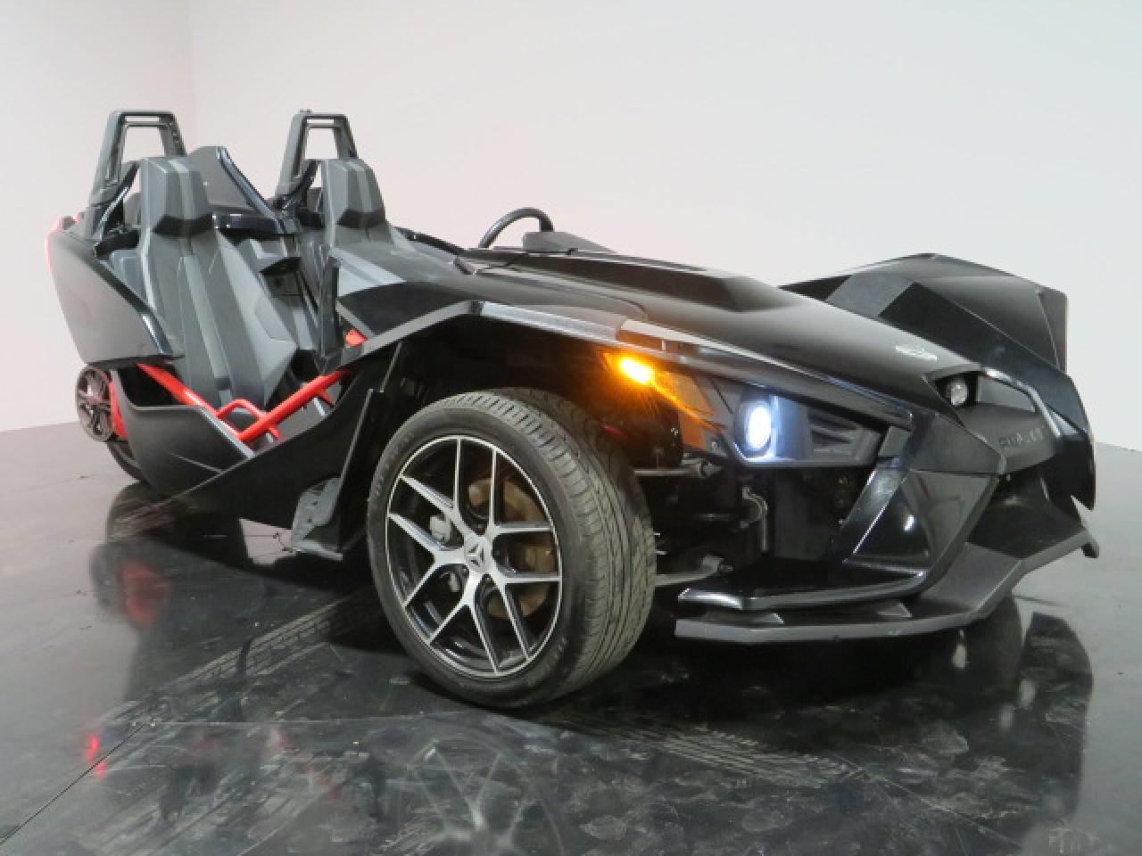 2015 Polaris Slingshot дром