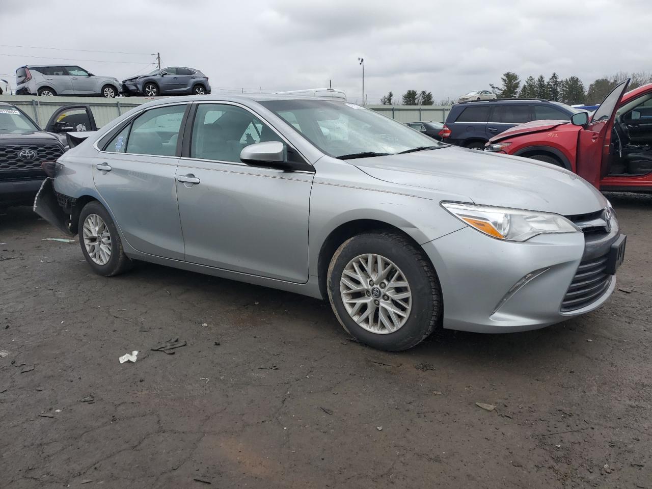 4T1BF1FK0HU703720 TOYOTA CAMRY 2017