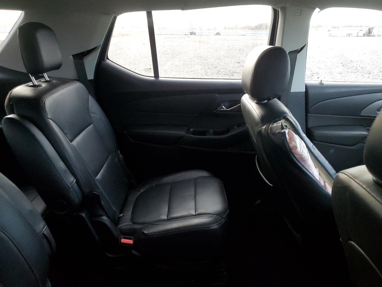 1GNERGKW8JJ261630 CHEVROLET TRAVERSE 2018