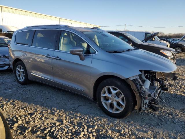 2C4RC1EG9HR542029 2017 CHRYSLER PACIFICA, photo no. 4